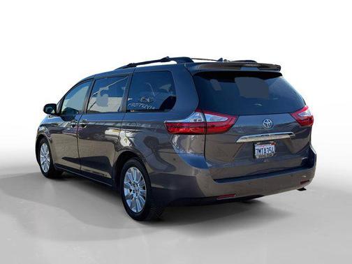 2015 Toyota Sienna L