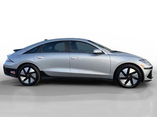 2025 Hyundai IONIQ 6 SE