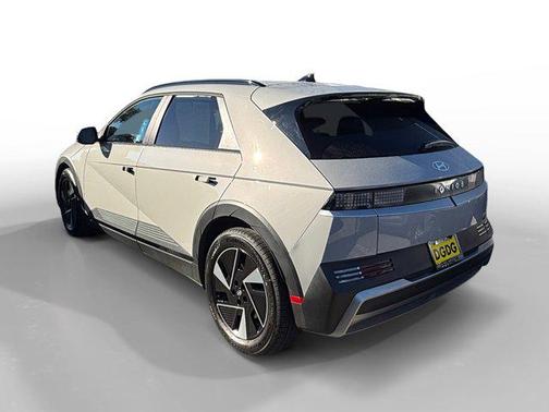 2025 Hyundai IONIQ 5 SEL