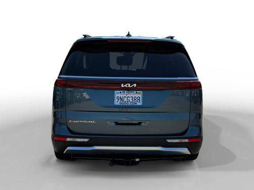 Astra Blue 2022 Kia Carnival SX