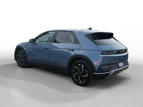 2024 Hyundai IONIQ 5 SE