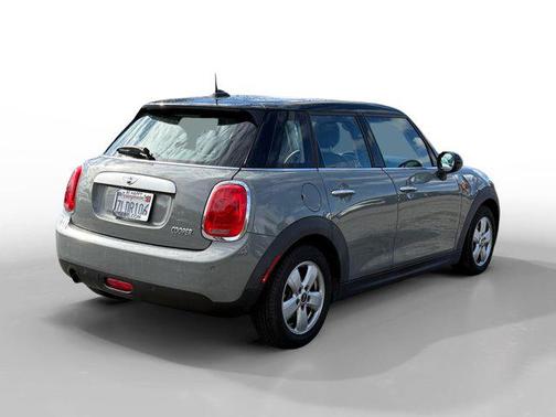 2015 MINI Hardtop Cooper
