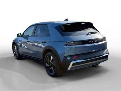 2025 Hyundai IONIQ 5 SE