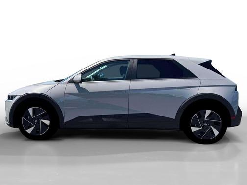 Cyber Gray 2026 Hyundai IONIQ 5 SE
