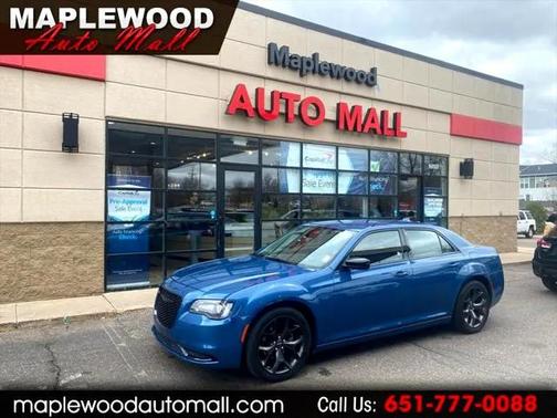 2022 Chrysler 300 Touring