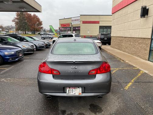 2011 INFINITI G37x Base