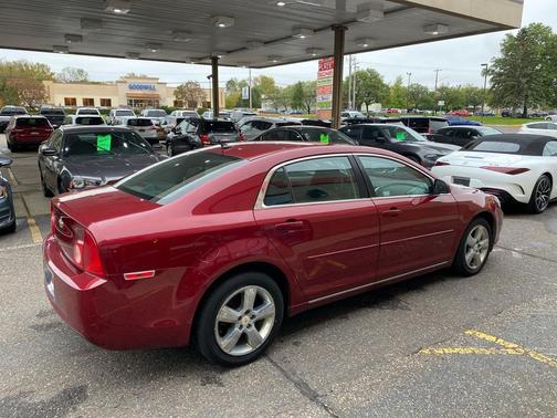 2011 Chevrolet Malibu 1LT