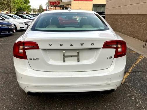 2015 Volvo S60 T5 Premier