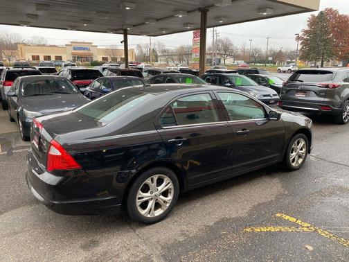 2012 Ford Fusion SE