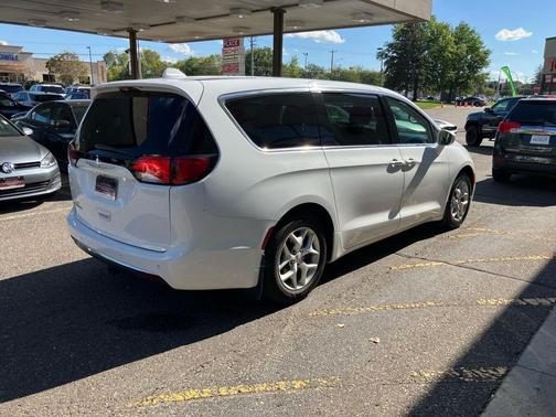 2018 Chrysler Pacifica Touring Plus