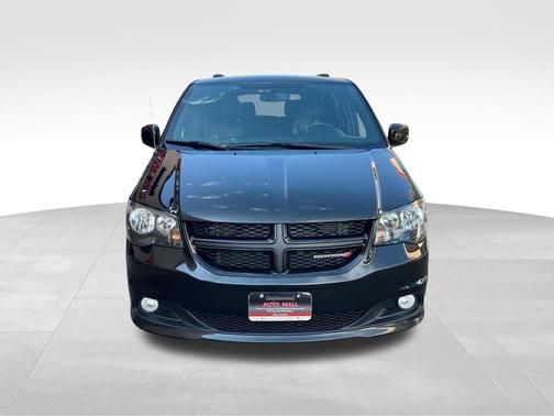 Black Onyx Crystal Pearlcoat 2018 Dodge Grand Caravan GT