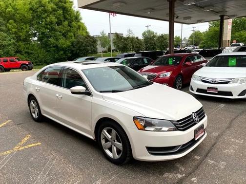 2013 Volkswagen Passat 2.5 SE