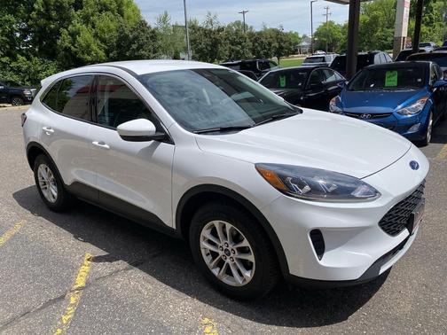 Oxford White 2021 Ford Escape SE