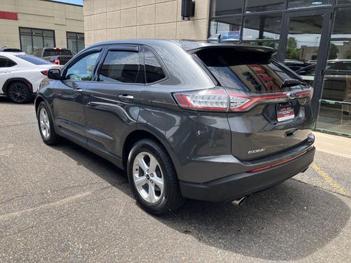 Magnetic Metallic 2016 Ford Edge SE