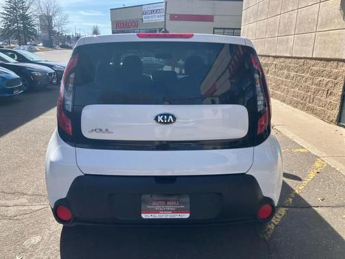 2016 Kia Soul Base