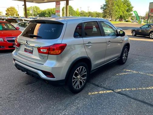 2019 Mitsubishi Outlander Sport SE