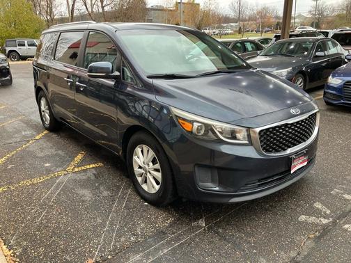 2016 Kia Sedona LX