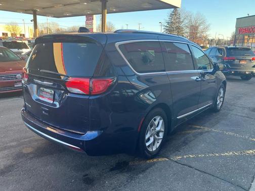 2019 Chrysler Pacifica Touring-L Plus