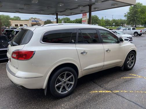White Diamond Tricoat 2013 Buick Enclave Premium