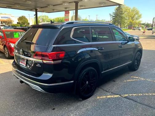 2018 Volkswagen Atlas 3.6L SEL Premium