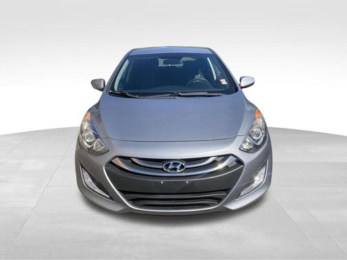 Titanium Gray Metallic 2014 Hyundai Elantra GT Base