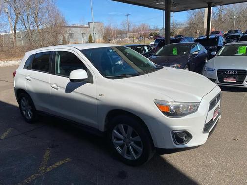 2014 Mitsubishi Outlander Sport ES