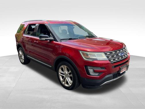 Ruby Red Metallic Tinted Clearcoat 2016 Ford Explorer XLT