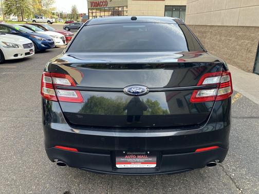 Tuxedo Black Metallic 2014 Ford Taurus Limited