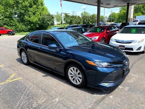 2019 Toyota Camry XLE