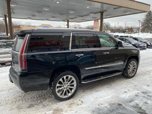 2017 Cadillac Escalade Premium Luxury