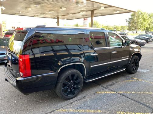 2011 Cadillac Escalade ESV Base