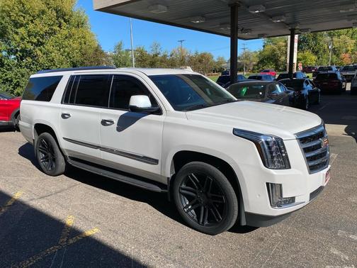 2019 Cadillac Escalade ESV Luxury