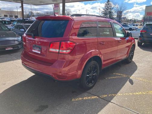 Redline 2 Coat Pearl 2019 Dodge Journey SE