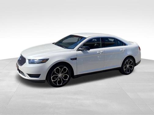 White Platinum Metallic Tri-Coat 2016 Ford Taurus SHO