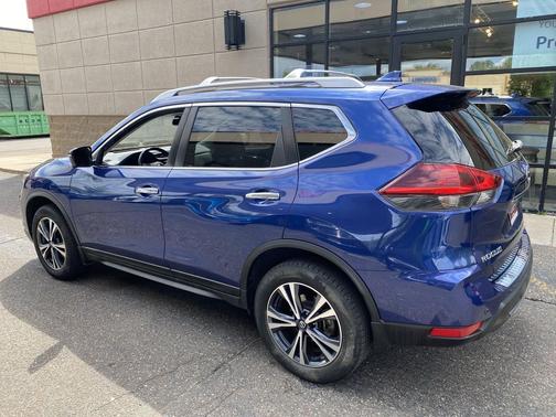 Caspian Blue Metallic 2020 Nissan Rogue SV