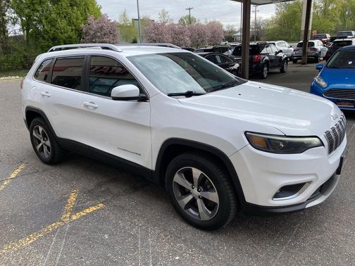 Bright White Clearcoat 2019 Jeep Cherokee Limited