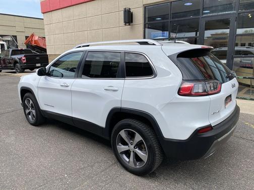 Bright White Clearcoat 2019 Jeep Cherokee Limited