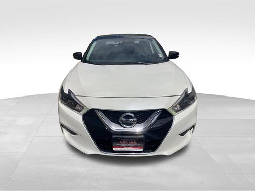 Pearl White 2017 Nissan Maxima 3.5 SL