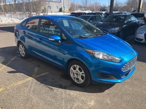 Blue Candy Metallic Tinted Clearcoat 2014 Ford Fiesta SE