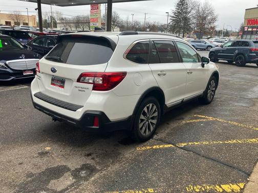 2018 Subaru Outback 3.6R Touring