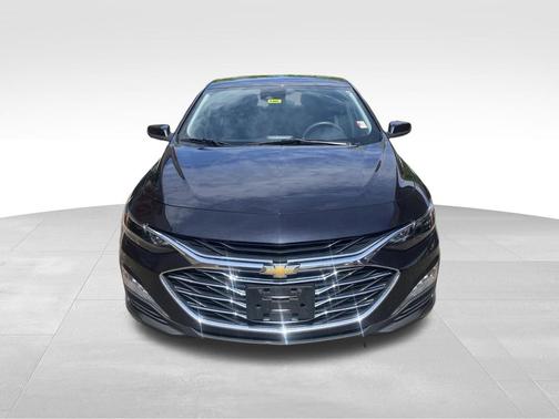 Dark Ash Metallic 2023 Chevrolet Malibu FWD 1LT