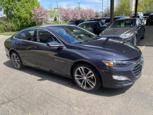 Dark Ash Metallic 2023 Chevrolet Malibu FWD 1LT