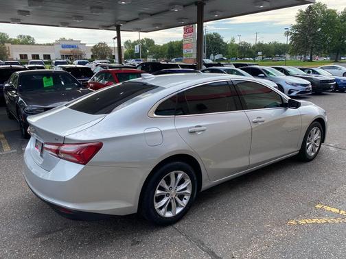 2020 Chevrolet Malibu FWD LT