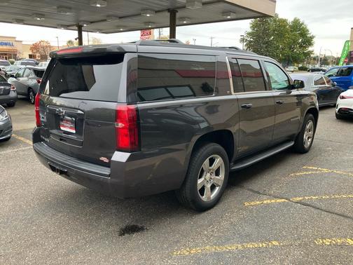 2016 Chevrolet Suburban LT