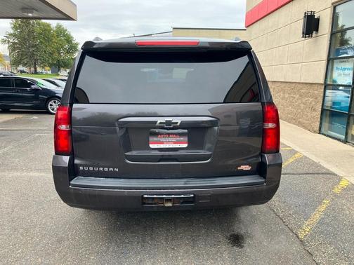 2016 Chevrolet Suburban LT