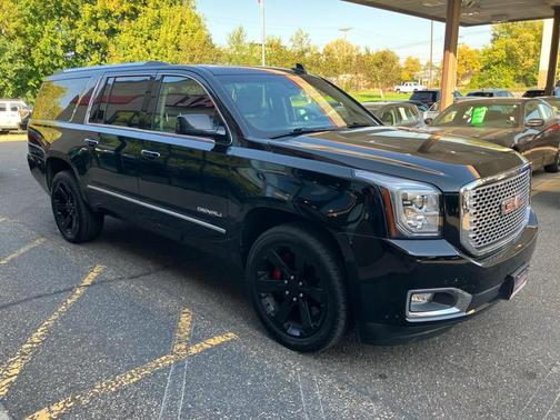 2017 GMC Yukon XL Denali