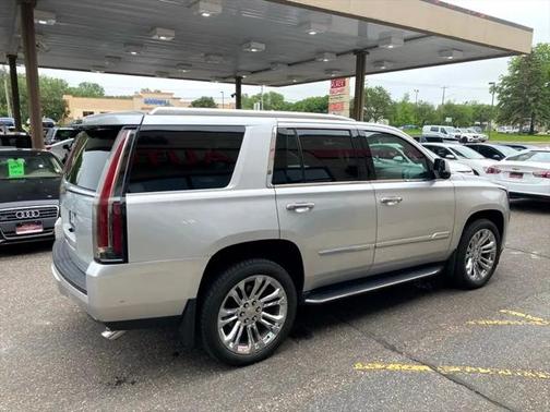 2019 Cadillac Escalade Luxury