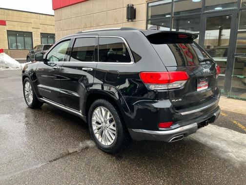 2018 Jeep Grand Cherokee Summit
