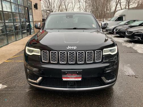2018 Jeep Grand Cherokee Summit