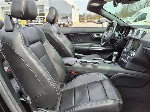 2023 Ford Mustang ECOBOOST PREMIUM